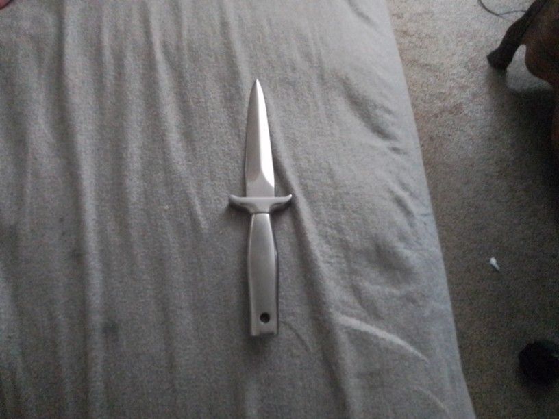 Valor Knife