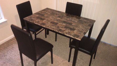 Dining sets