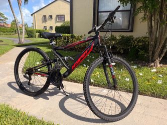 26” Huffy Bike with Suspension – Affordable & Clean