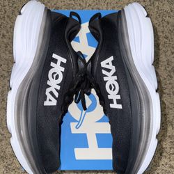 HOKA BONDI 8 - BLACK WHITE