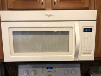 Whirlpool microwave and dishwasher set