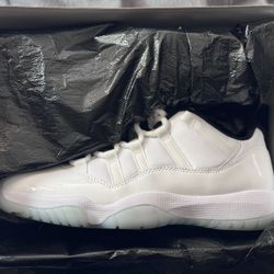 Jordan 11 Retro Low