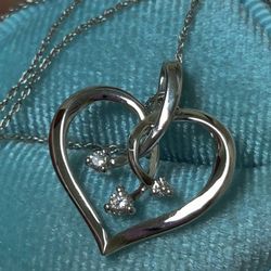 14k Gold Diamond Heart Necklace 