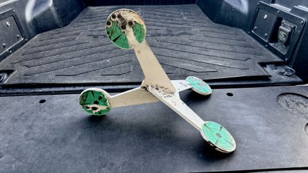 metal “hopping” target