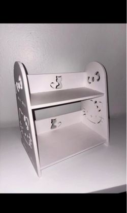 Hello Kitty Mini Display Shelf