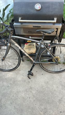 Fuji Bike