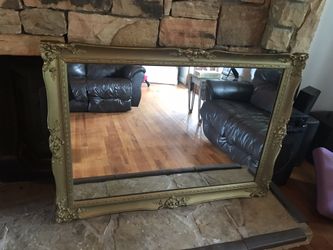 Beautiful Antique Mirror 41x26