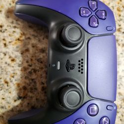 PS5 Controller Galactic Purple 