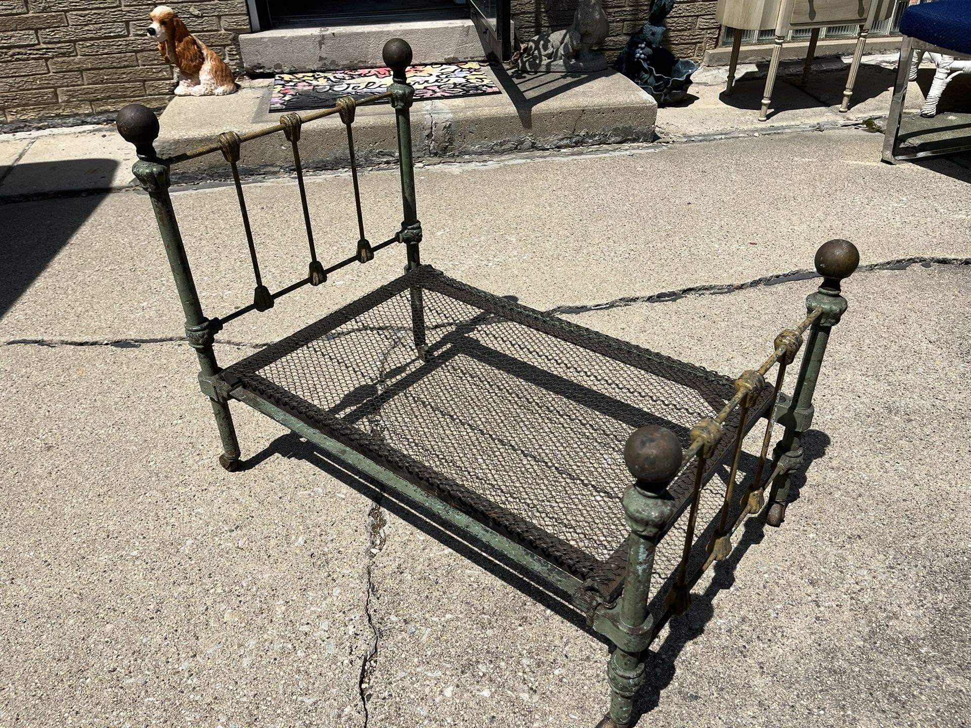 1908 Vintage Doll Iron Bed