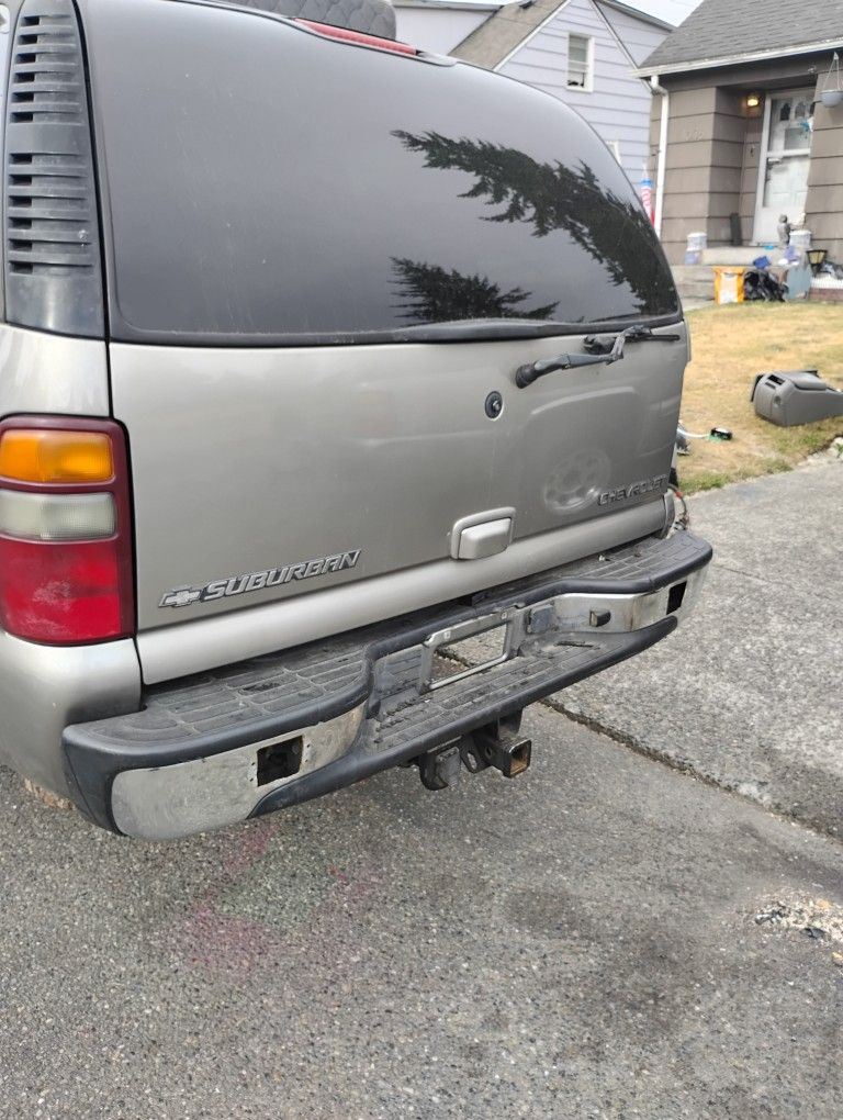 2001 Chevy Suburban Parts