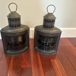 Tong Woo Ship Lights