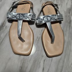 Womans Sandals Size 9