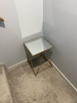 Gold Accent Mirror Top End Table