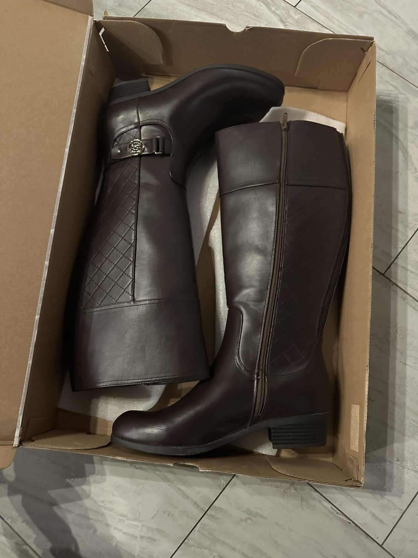 Women Boots π’