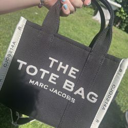Marc Jacobs “the Tote Bag”