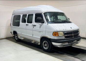 2001 Dodge Ram Van