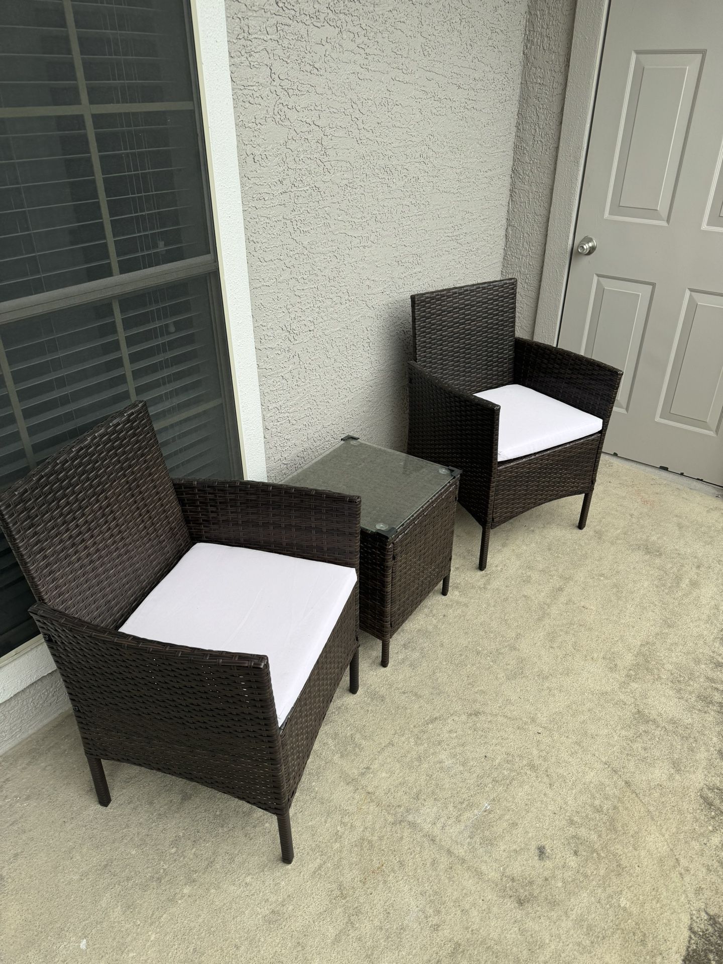 Patio Furniture: 2 Chairs, 1 Table