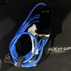 Hyundai EV Mobile Charger