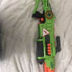 Nerf Gun Originally 40$ 