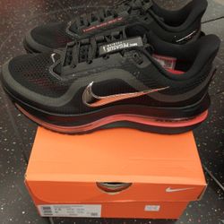 New Nike Pegasus Premium Men Size 7.5