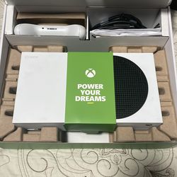 Xbox Series S – Works Perfectly, Original Box & Controller
