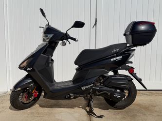 150cc Moped
