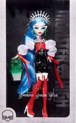 Mattel Monster High Ghouluxe Ghoulia Yelps Doll