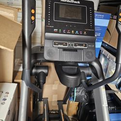 Nordictrack Free stride FS7i Barely Used