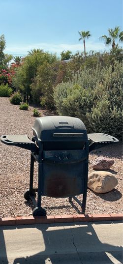 Char-Broil Grill FREE MUST GO