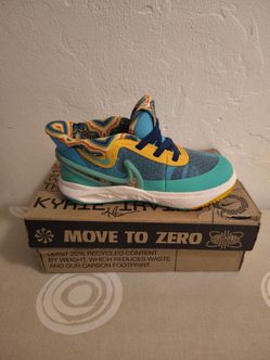 NIKE kids shoes size 8c