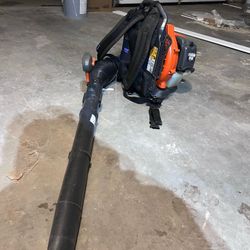 Gas Leaf Blower 