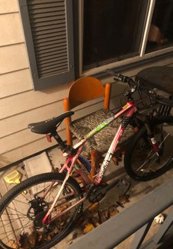 GT avalanche mountain bike