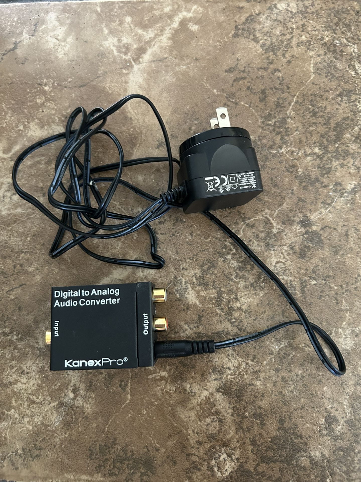 KanexPro Digital to Analog Audio Converter AUA2DCV w/ power supply