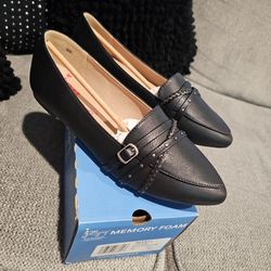 Women's Flats