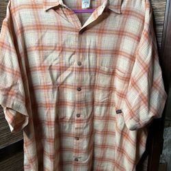 Men’s vintage 90s Patagonia Shirt Mens xL Short Sleeve Button Up Organic Cotton Plaid Camping outdoor 