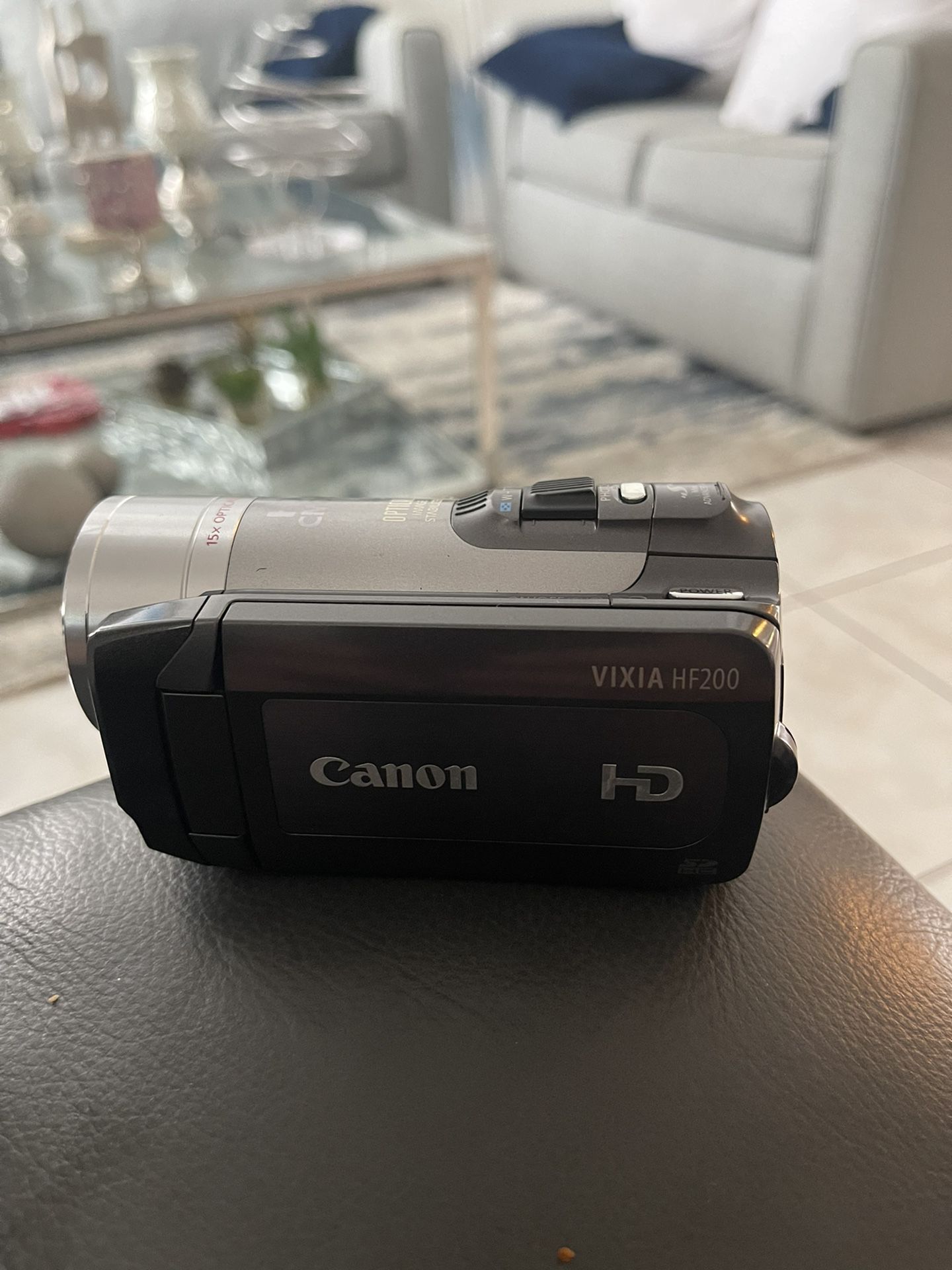 Camera Canon Vixia HF 200 HD