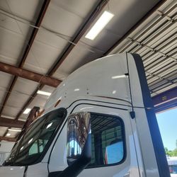 Freightliner Cascadia Feiring And Mounts 