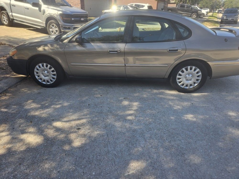 2007 Ford Taurus