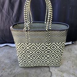 Mexican Plastic Tote Bag: Hand Made, Excellent Quality. Bolsa Tejida a Mano de Plastico , Hecho en Mexico