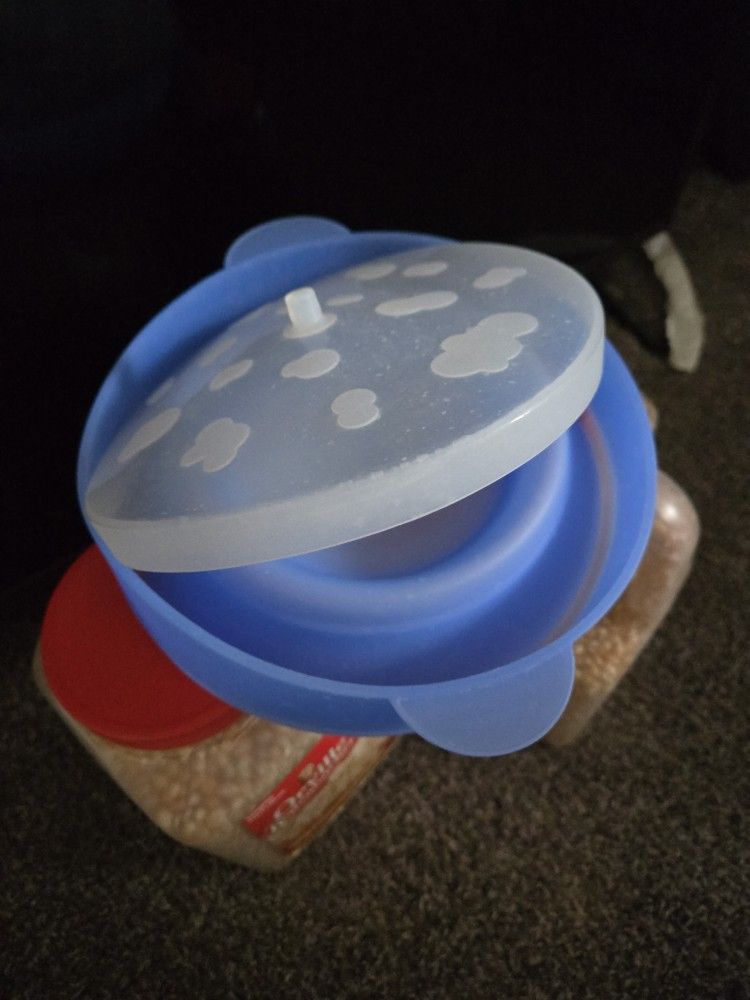 Collapsible Popcorn Maker