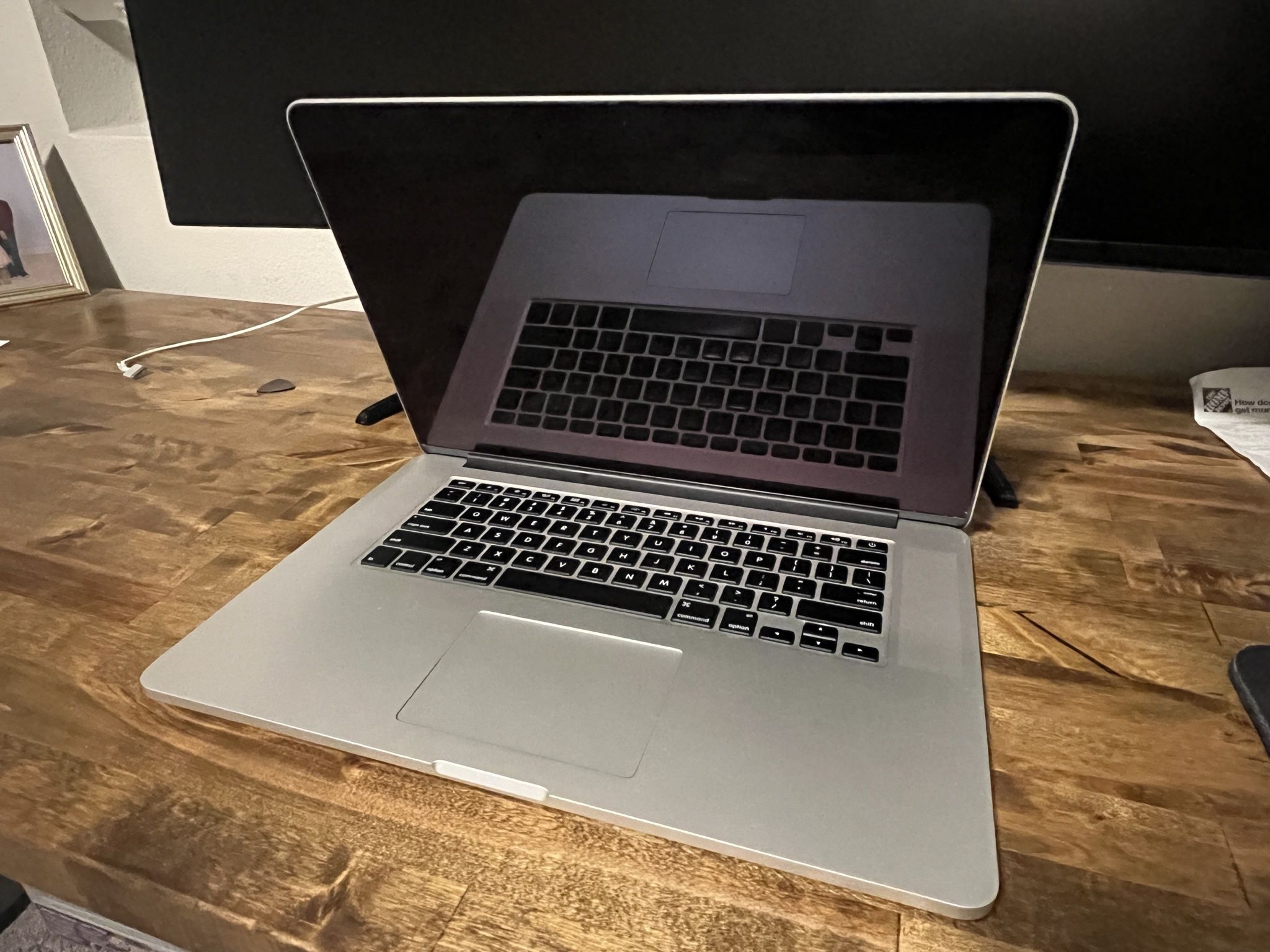 MacBook Pro 15” 2.2Ghz Core i7 (2015)