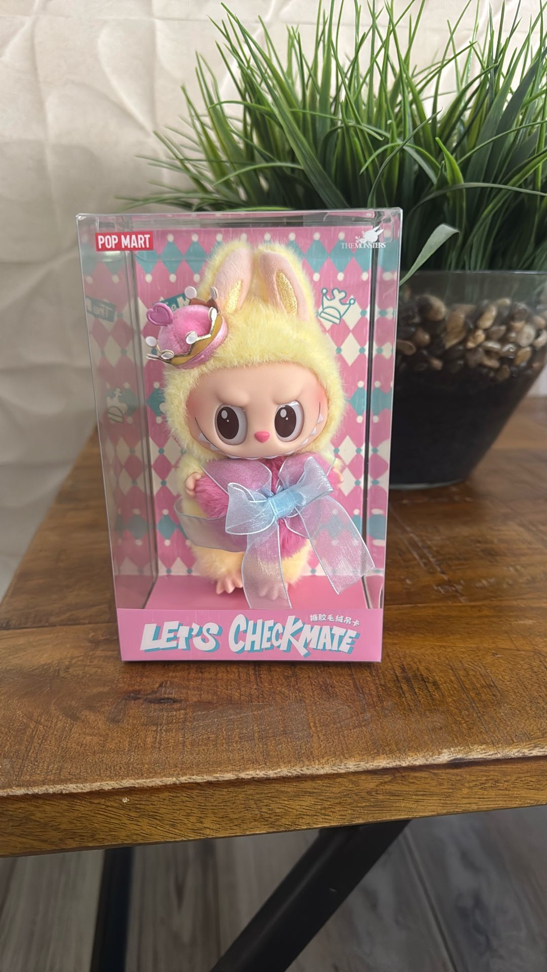 THE MONSTERS Let's Checkmate Series-Vinyl Plush Hanging Card