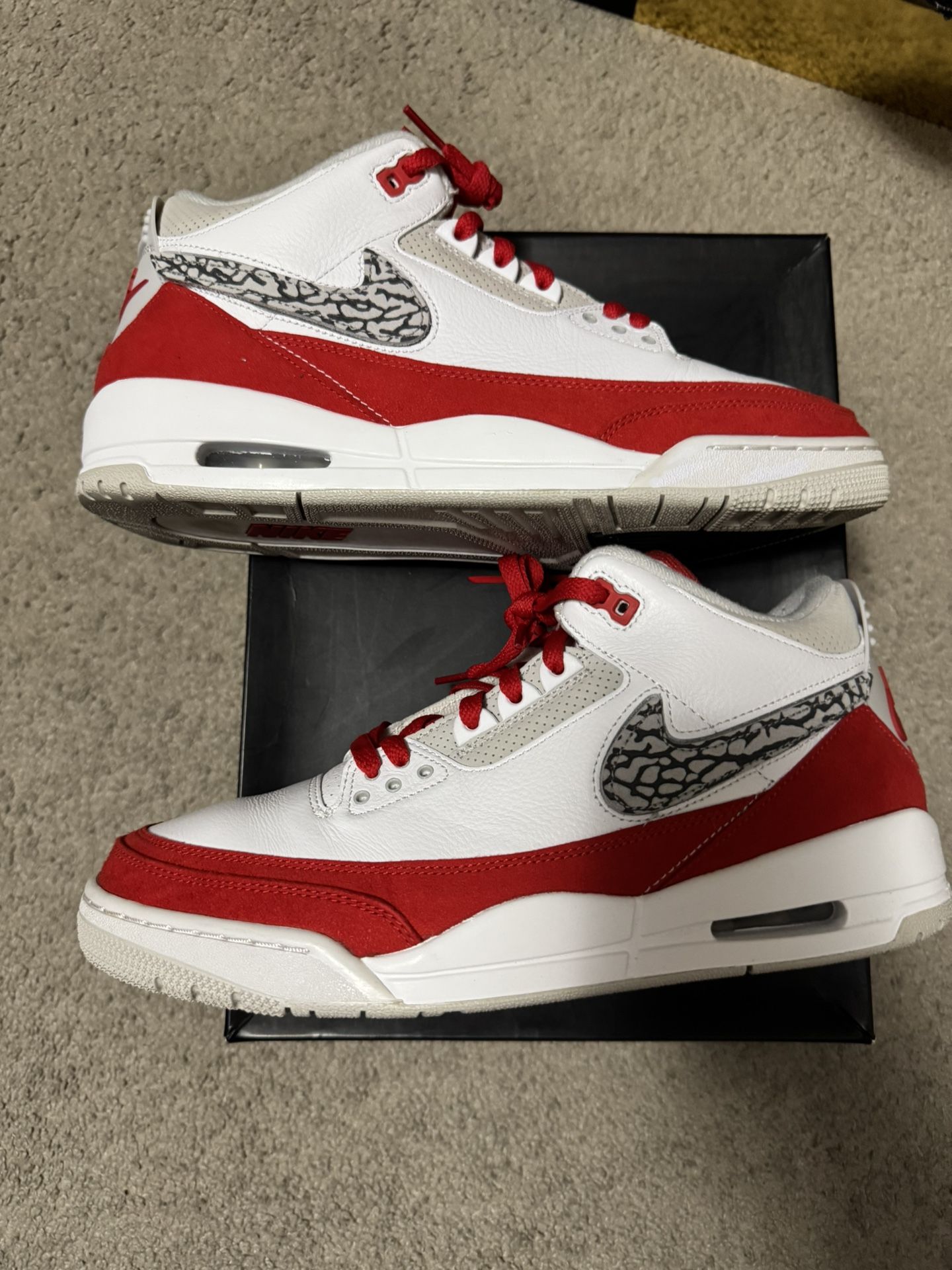 VNDS JORDAN 3 TINKER SIZE 11 COMES WITH ALL