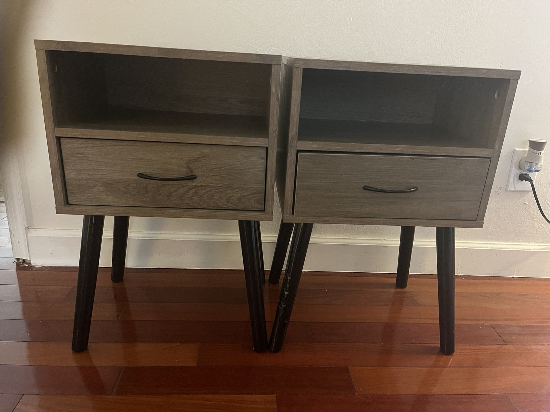 2 Nightstands End Tables With Shelf And Drawer.