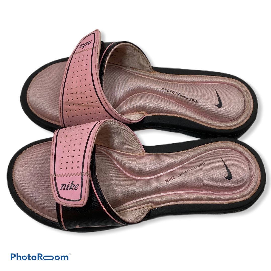Nike Slide Sandal Woman’s 7 Hook & Loop Pink