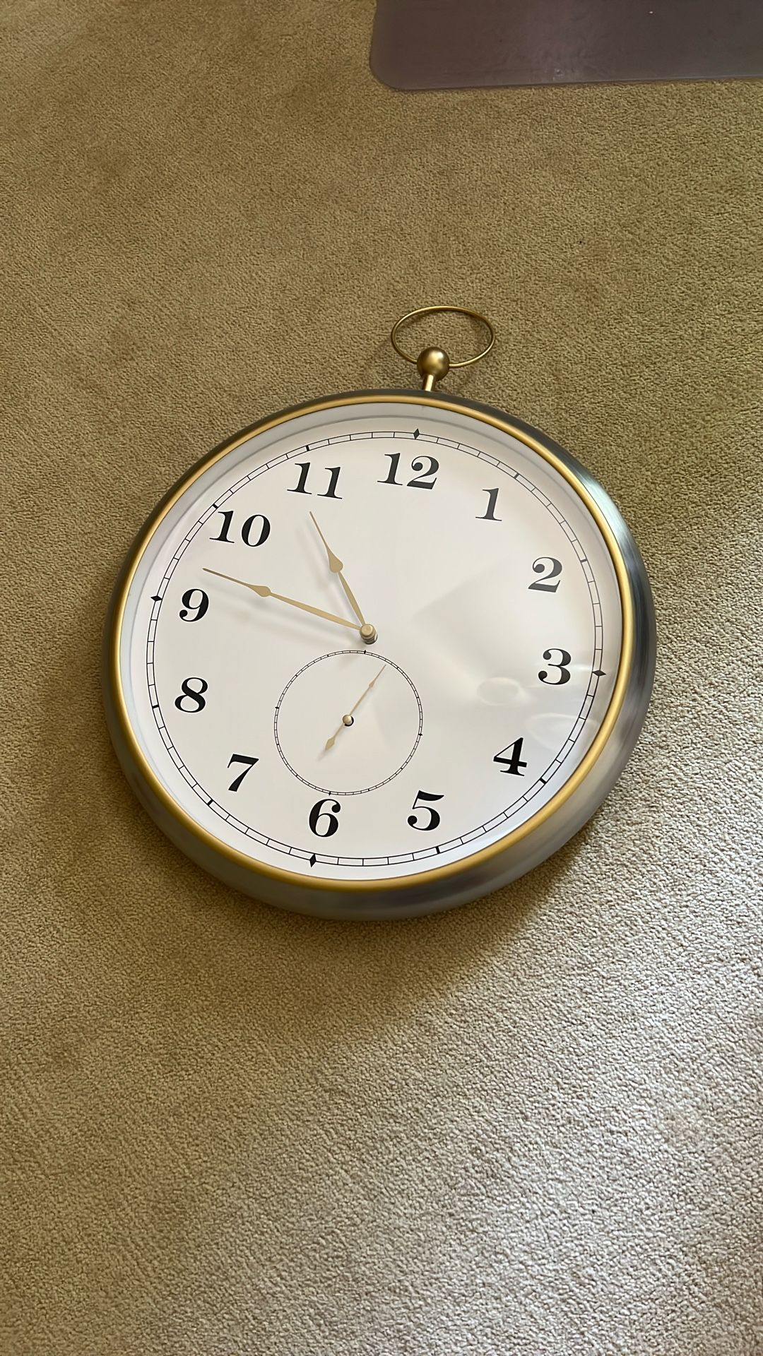 Wall Clock 18.5 Inches