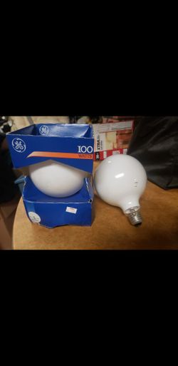 100 Watt Lights 2 $10