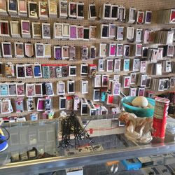 3000 Older Cellphone Cases