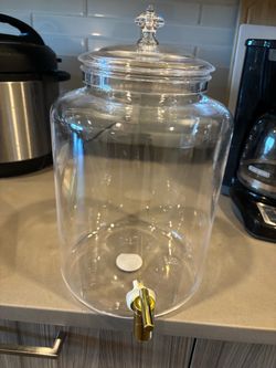 Beverage Dispenser with Gold Spigot