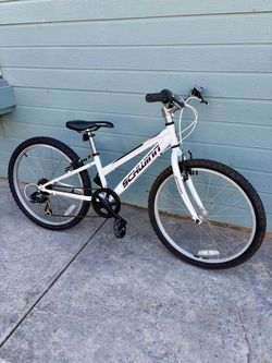 SCHWINN FRONTIER YOUTH BIKE 24” Wheels